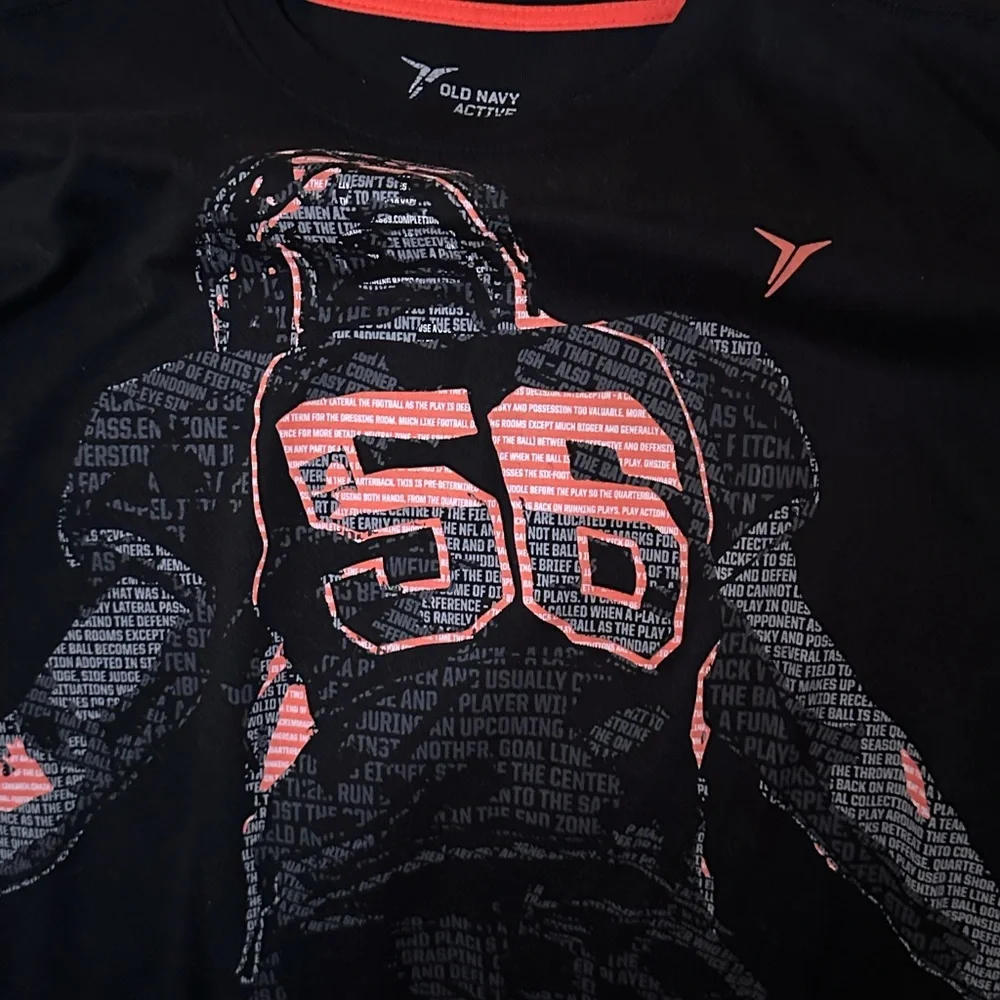 Old Navy Active Black Tee with Football Graphic Lg (10/12)